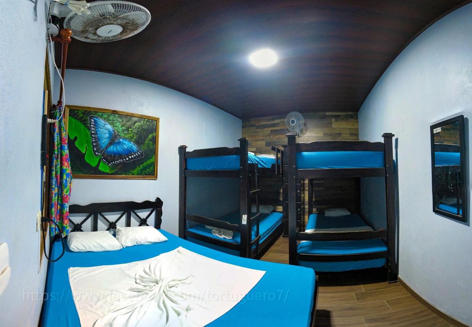 Hostel Tortuguero 7Backpackers Экстерьер фото